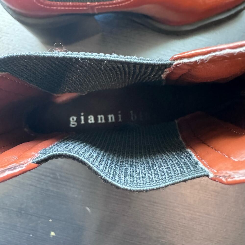 Gianni Bini Banks Crinkle Patent Double Gore Square Toe Booties Size 7 - Picture 7 of 10